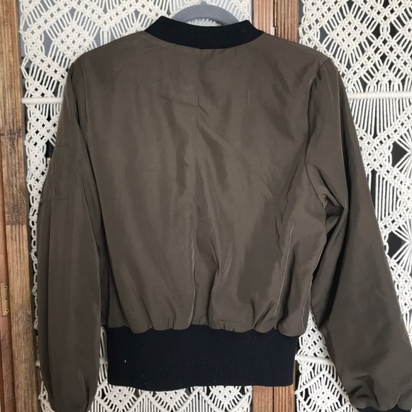Bomber jacket - Picture 3 of 3